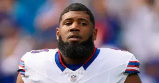 Bills DT Ed Oliver mourns death of his 2-year-old son