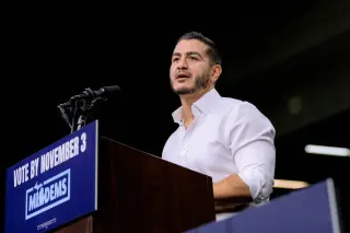 Arab American Voters in Michigan Shift from Trump to El-Sayed Over Broken Promises