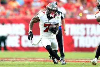 Week 7 Fantasy Football: Braelon Allen, Jordan Love, and Minnesota Defense Lead Start 'Em Lists
