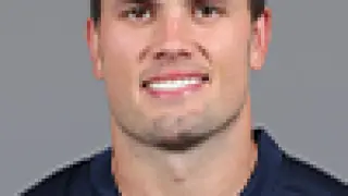 Patriots extend Hunter Henry on 2-year, $16M deal
