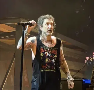 Black Crowes Stir Tampa Crowd With Uncle Sam Imagery and USA Chant
