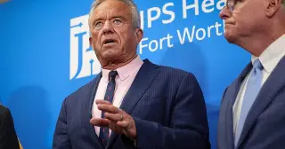 HHS Secretary Kennedy Jr. Drafts Policy to Legalize Six Unapproved Peptides via Compounding Pharmacies