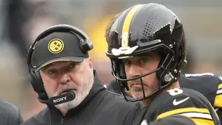 Rodgers and McCarthy Apologize for On-Field Clash After Steelers' Loss to Browns