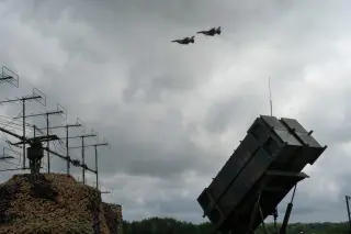 Unlocking one capability could let Ukraine’s F-16s hunt Russian missile launchers in weeks