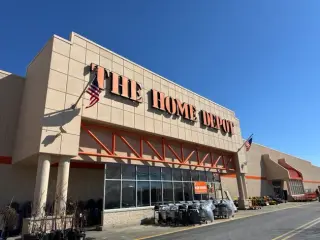 Home Depot rides spring demand to quarterly beat, guides higher for FY27