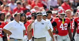Smart brushes off Silverfield jab as Georgia preps for Arkansas