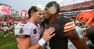 Late TD seals Week 2 upset as Browns outlast Mayfield’s Bucs after weather delay