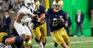 Irish Ride Breakout Trio to 3-0 Victory Over Michigan State