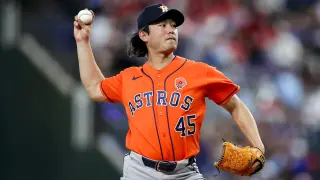 Astros No-Hit Rangers 9-0 Behind Imai and Bullpen