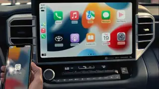 Car Makers Ditch CarPlay/Android Auto to Chase a $625B Ad Revenue Prize