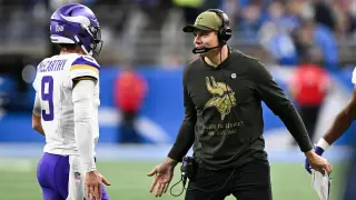 O'Connell defends McCarthy's QB-room remarks, stresses professional competition