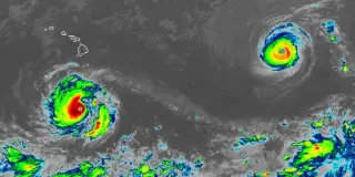Hawaii Braces as Category 4 Lowell Edges Toward the Islands with Uncertain Track