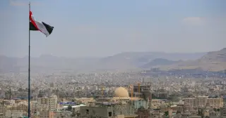 Yemen Conflict Escalates as Airstrikes Hit Sanaa and Taiz