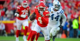 Arrowhead Pride Predicts Chiefs Win in Week 2 Clash With Colts