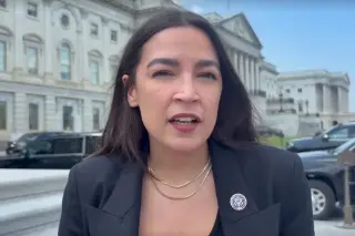 AOC Tops NH 2028 Poll as White House Bid Remains On the Table