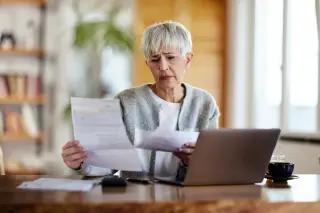 Inflation and low savings rates challenge early retirement goals for Americans