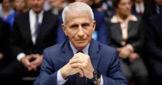 Fauci’s private notes illuminate Covid-era White House decisions