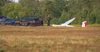 Upstate New York glider collision leaves one dead, one survivor