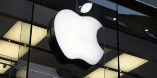 Jefferies Downgrades Apple on All-Glass iPhone Setback