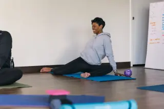 Two Weeks of 90/90 Hip Mobility Relieved Hip Pain and Boosted My Squats