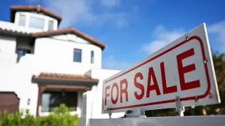 Mortgage Rates Reach 9-Month High Amid Bond Market Turmoil