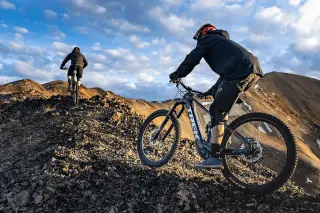Trek Imposes 20 mph Cap on US eMTBs, Urges Industry-Wide Safety Shift