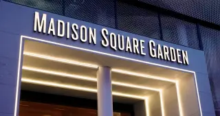 Tragic Balcony Fall at Goose Show Shocks MSG