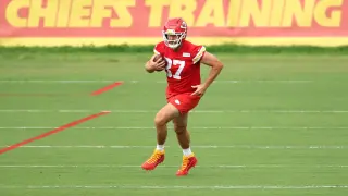 Chiefs’ Kelce Not Slowing Down: Reid dismisses ‘dad bod’ chatter