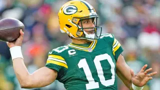 AI Week 2 NFL Picks Spotlight Packers-Jets Showdown