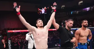Unbeaten Yakhyaev Blasts Walker in 8 Seconds at UFC Baku, Ties Light Heavyweight KO Record