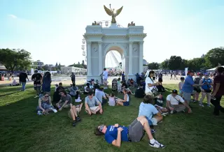 Trump’s 250-foot arch near Arlington clears regulatory hurdle