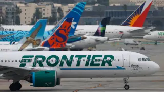 Frontier Airlines Posts Record Q3 Revenue but Widens Losses Amid Fuel Spike