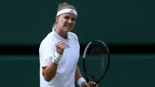 Sinner reaches Wimbledon final to face Zverev after straight-sets win over Djokovic