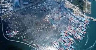 Massive Sabah blaze devastates Kampung Bahagia, destroying thousands of homes
