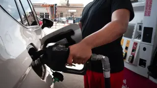 Gas Nears $4, Diesel Tops $5: A Refinery Crunch Behind the Spike