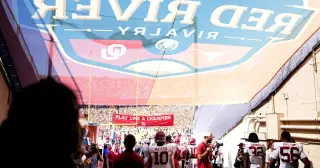 Oklahoma Stuns No. 1 Texas in Red River Rivalry