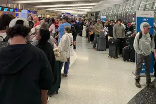 IT outage snarls travel at San Diego airport with long lines