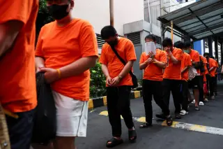 Jakarta cracks down on massive online gambling network, 321 arrests