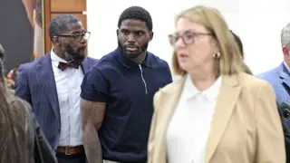 Hill Divorce Trial Delays NFL Return Amid Abuse Testimony