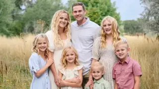 Utah mom of five with stage 4 lung cancer has right lung removed and placed on transplant list