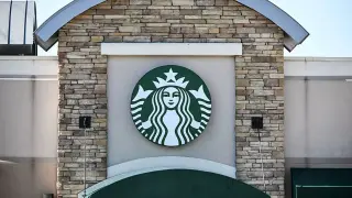 Starbucks to Shut 250 North American Cafes Amid $300M Restructuring