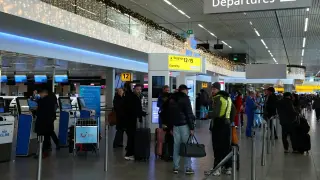 Netherlands Enforces Settlement Goods Ban with Strict Airport Searches