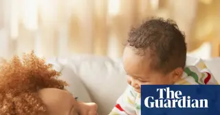 Newborn girls’ early gaze bias hints at biology of social interest