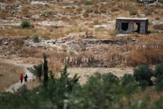 Israel pushes into Syrian border town, rattling residents