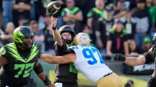 Chaos and Turnovers Define Week 6: Oregon, Texas, and LSU Stumble While Georgia and Notre Dame Shine