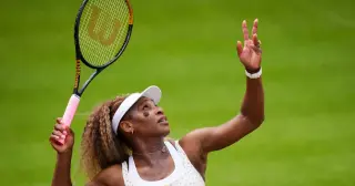 Serena Williams’ Queen’s Club comeback ends early after partner’s knee injury