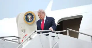 Trump Opens Door to Iran Talks, But Tehran Denies Concessions as Strait Tensions Persist