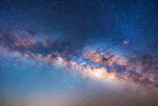 Milky Way Edge Revealed: Outer Disk Extends About 40,000 Light-Years
