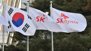 SK Hynix Debuts on Nasdaq as $1 Trillion AI Memory Boom Reshapes the Chip Market