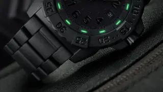 Luminox Navy SEAL 3500 Semper Fortis: Stealthy, Ultra-Light Mil-Spec Diver